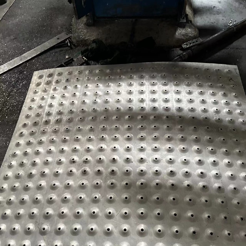 304不锈钢米勒板|304不锈钢蜂窝板|304不锈钢冲孔板|反应釜专用板|发酵罐专用